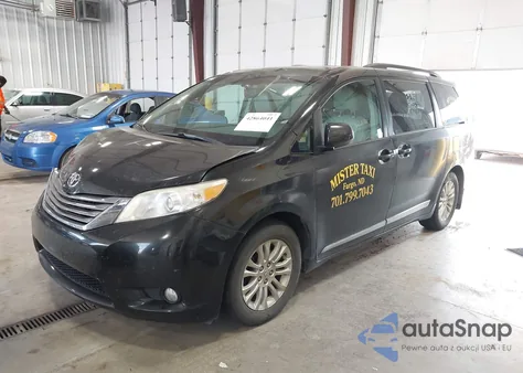 2013 Toyota Sienna Xle V6 8 Passenger from USA, damaged, VIN 5TDYK3DC3DS303778